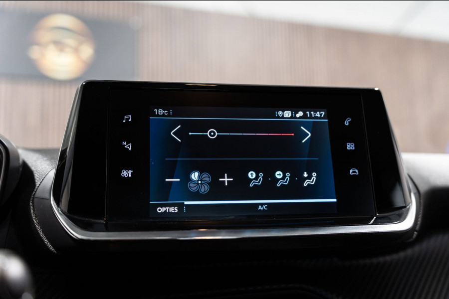 Peugeot 2008 1.2 PureTech Active NAVI PDC
