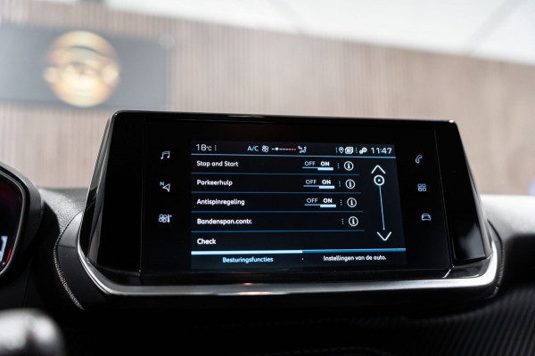 Peugeot 2008 1.2 PureTech Active NAVI PDC