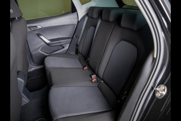 Seat Arona 1.0 EcoTSI Style Business Connect / 95pk / Stoelverwarming / Automatische klimaatregeling /