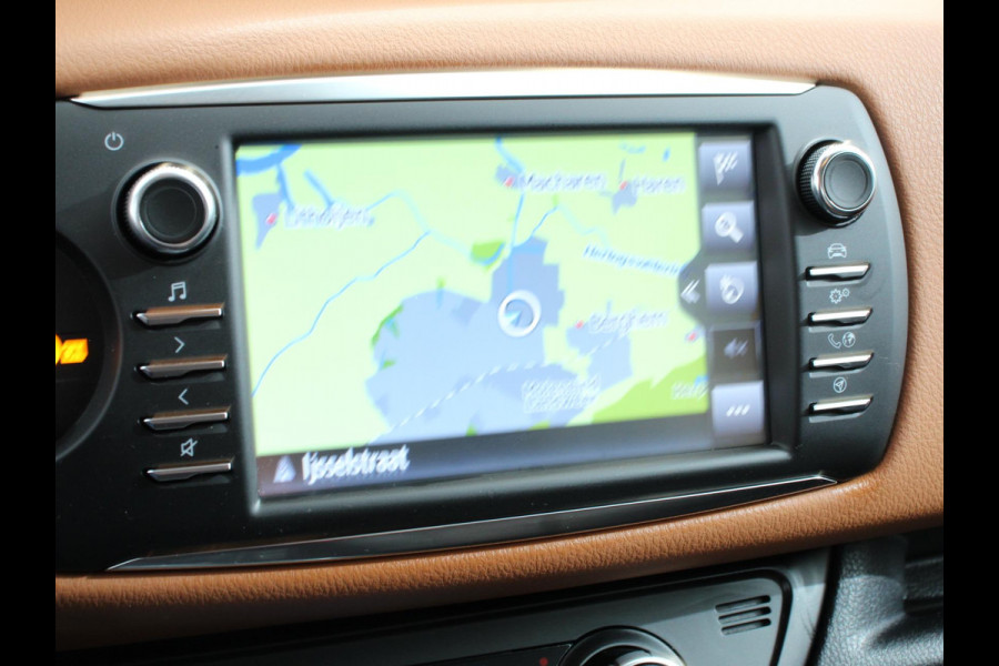 Toyota Yaris 1.5 Automaat Hybrid Active Camera Climate Control Cruise Control Navigatie Bluetooth 29339 km!