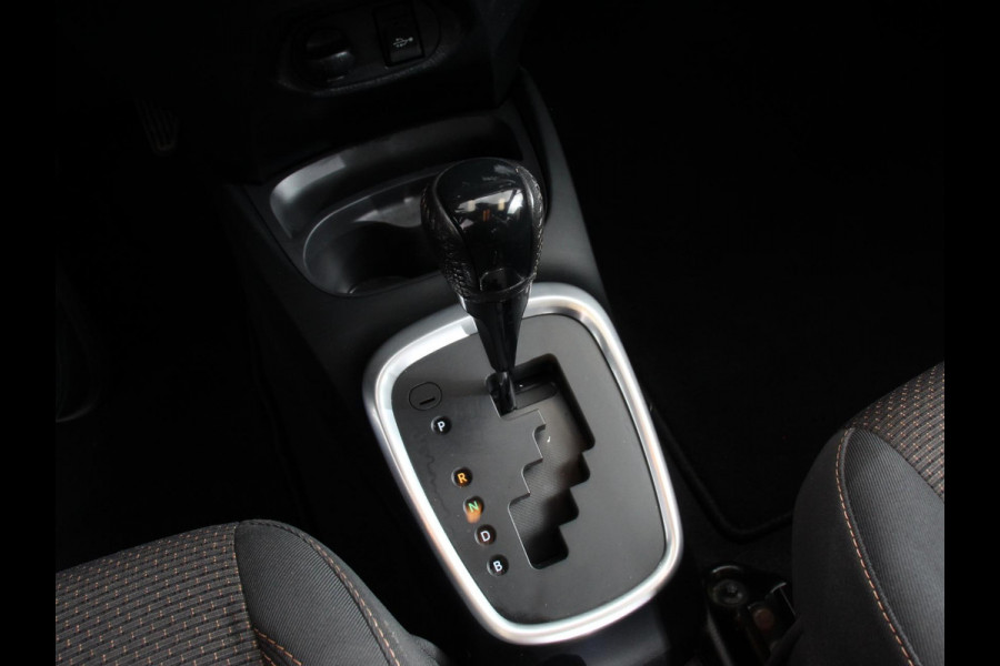 Toyota Yaris 1.5 Automaat Hybrid Active Camera Climate Control Cruise Control Navigatie Bluetooth 29339 km!