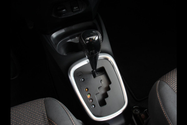 Toyota Yaris 1.5 Automaat Hybrid Active Camera Climate Control Cruise Control Navigatie Bluetooth 29339 km!