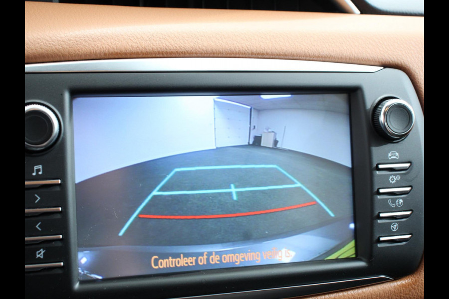 Toyota Yaris 1.5 Automaat Hybrid Active Camera Climate Control Cruise Control Navigatie Bluetooth 29339 km!