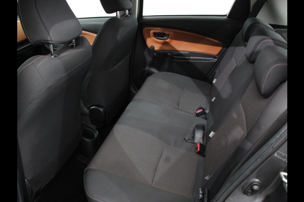 Toyota Yaris 1.5 Automaat Hybrid Active Camera Climate Control Cruise Control Navigatie Bluetooth 29339 km!