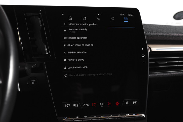 Renault Mégane E-Tech EV60 Optimum Charge Techno | Dig.Cockpit | Adapt.Cruise | Stoel-+Stuurverw. | 360 camera | NAV+App.Connect | Auto. Airco | Trekhaak | LM 20" |