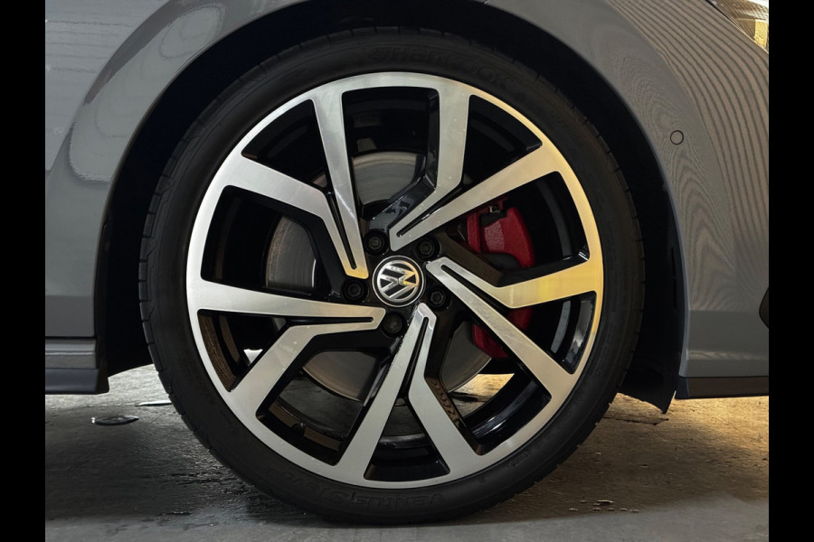 Volkswagen Golf 2.0 TSI GTI PANO|H&K|STOEL VENTILATIE & VERWARMING|MATRIX|MEMORY|LEDER|ACC|AMBIENT|19 INCH