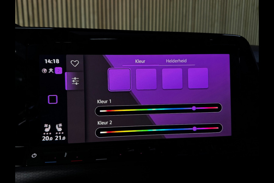 Volkswagen Golf 2.0 TSI GTI PANO|H&K|STOEL VENTILATIE & VERWARMING|MATRIX|MEMORY|LEDER|ACC|AMBIENT|19 INCH