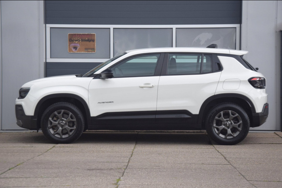 Jeep Avenger Longitude 54 kWh APPLE CARPLAY/WARMTEPOMP/LED KOPLAMPEN