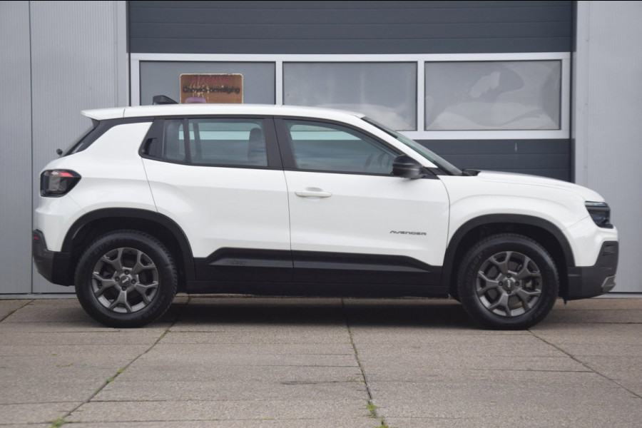 Jeep Avenger Longitude 54 kWh APPLE CARPLAY/WARMTEPOMP/LED KOPLAMPEN