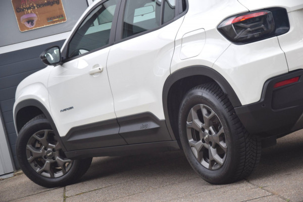 Jeep Avenger Longitude 54 kWh APPLE CARPLAY/WARMTEPOMP/LED KOPLAMPEN