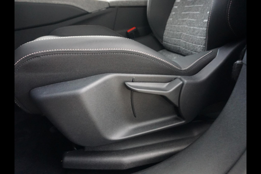 Peugeot 5008 1.2 Hybrid 145 Allure 7p Camera achter