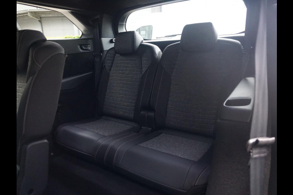 Peugeot 5008 1.2 Hybrid 145 Allure 7p Camera achter
