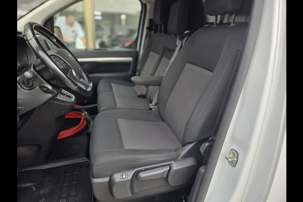 Peugeot e-Expert L2 75 kWh Xenon Stoelverwarming Airco Achteruitrijcamera