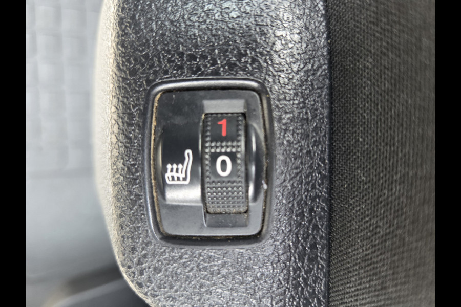 Peugeot e-Expert L2 75 kWh Xenon Stoelverwarming Airco Achteruitrijcamera
