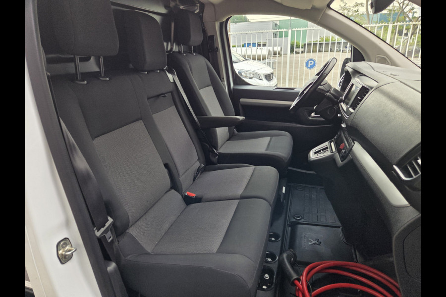 Peugeot e-Expert L2 75 kWh Xenon Stoelverwarming Airco Achteruitrijcamera