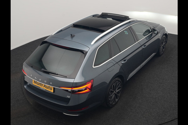 Škoda Superb Combi 1.4 TSI iV Laurin & Klement PHEV 218pk Dealer O.H. | Trekhaak Af Fabriek | Panodak | Adaptive Cruise | 360 Camera | Canton Audio | Lederen Comfortzetels Massage & Ventilatie & Memory | Sfeerverlichting | Keyless | Blis | Stuur Verwarmd | Plug In Hybrid |