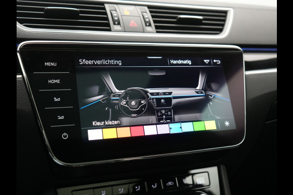 Škoda Superb Combi 1.4 TSI iV Laurin & Klement PHEV 218pk Dealer O.H. | Trekhaak Af Fabriek | Panodak | Adaptive Cruise | 360 Camera | Canton Audio | Lederen Comfortzetels Massage & Ventilatie & Memory | Sfeerverlichting | Keyless | Blis | Stuur Verwarmd | Plug In Hybrid |