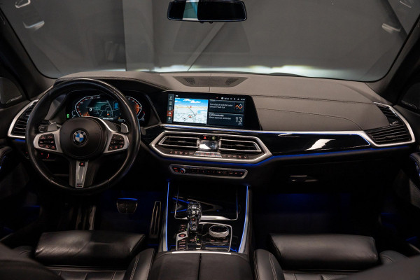 BMW X5 xDrive40d High Executive *M-Sport / Panorama / Harman-Kardon / HUD / Memory / Surround-view*