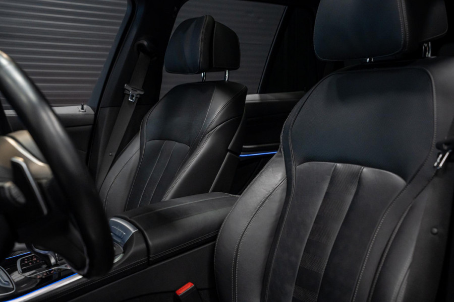 BMW X5 xDrive40d High Executive *M-Sport / Panorama / Harman-Kardon / HUD / Memory / Surround-view*