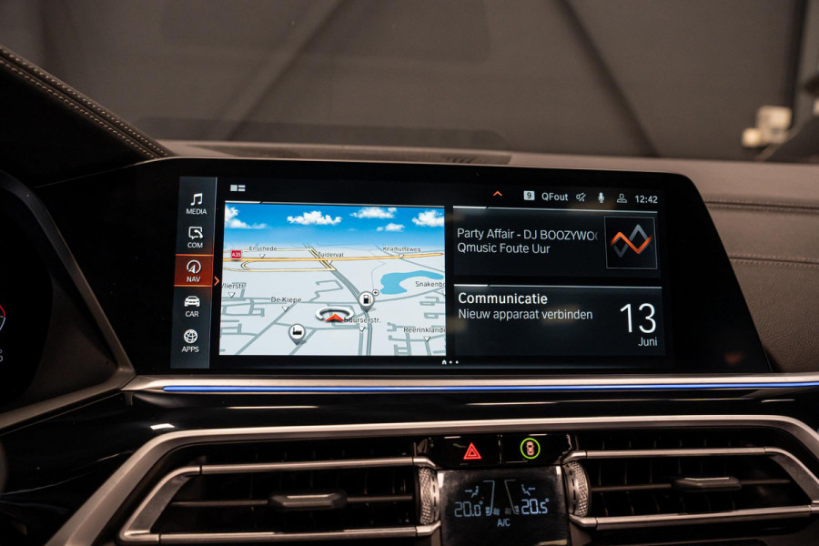 BMW X5 xDrive40d High Executive *M-Sport / Panorama / Harman-Kardon / HUD / Memory / Surround-view*
