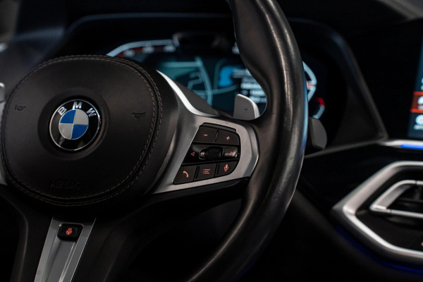 BMW X5 xDrive40d High Executive *M-Sport / Panorama / Harman-Kardon / HUD / Memory / Surround-view*