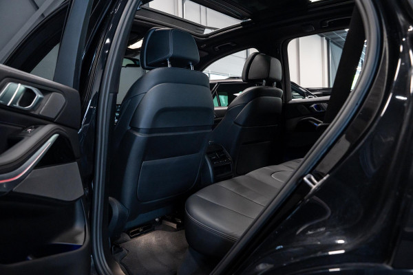 BMW X5 xDrive40d High Executive *M-Sport / Panorama / Harman-Kardon / HUD / Memory / Surround-view*