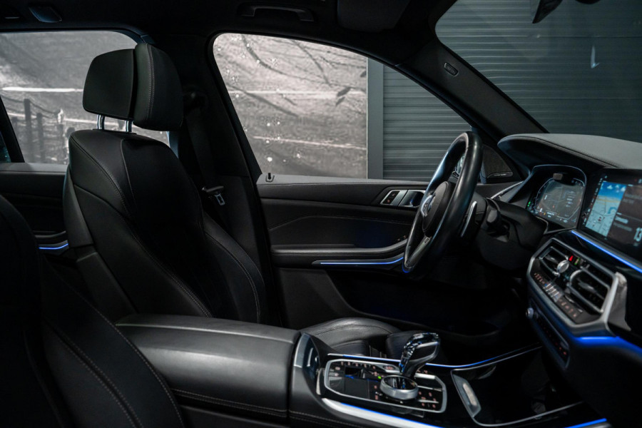 BMW X5 xDrive40d High Executive *M-Sport / Panorama / Harman-Kardon / HUD / Memory / Surround-view*