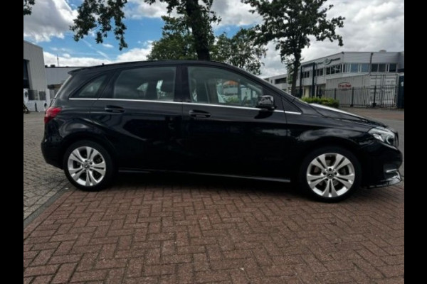 Mercedes-Benz B-Klasse 180 Ambition Automaat 132.000km Airco/ECC,Navigatie,Camera,Half Leder