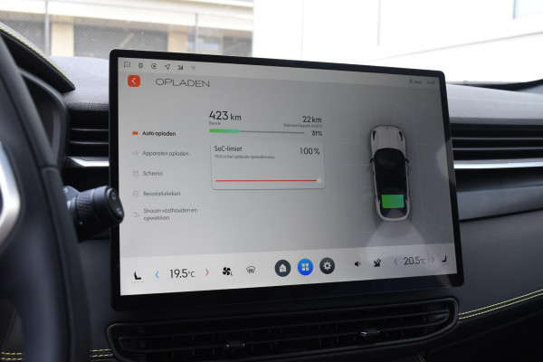 Lynk & Co 01 276PK Automaat Core / Adaptieve cruise control / Stoel - en stuurwielverarming / Parkeersensoren met camera / Apple carplay / Trekhaak / Metallic lak / 19" lichtmetalen velgen