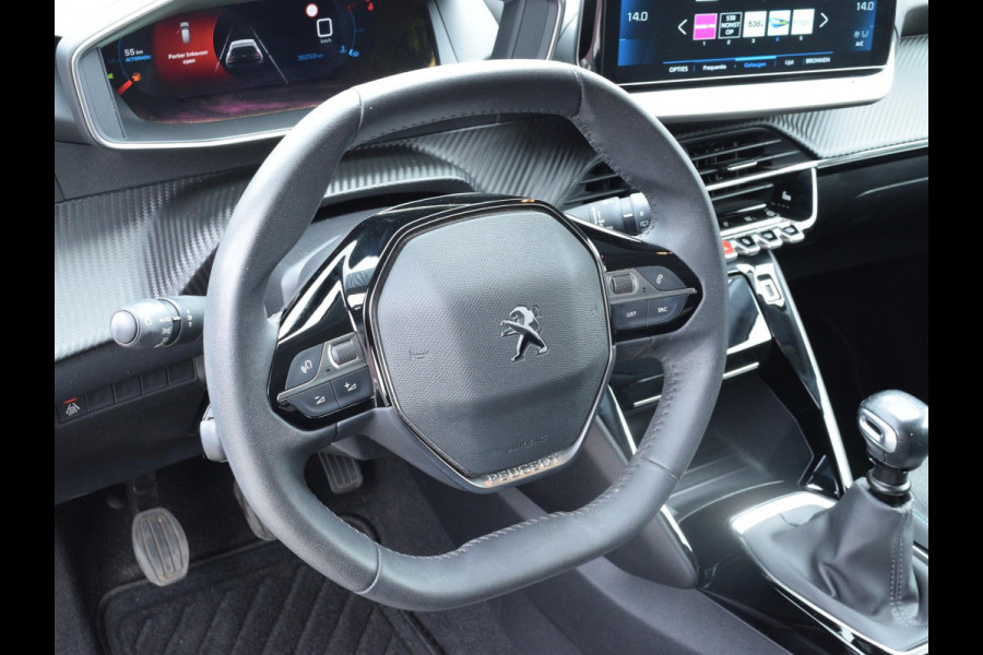 Peugeot 208 1.2 PureTech 100 Allure | NAVI | CLIMATE CONTROL | PARKEERSENSOREN MET CAMERA | CRUISE CONTROL | 36.259 KM