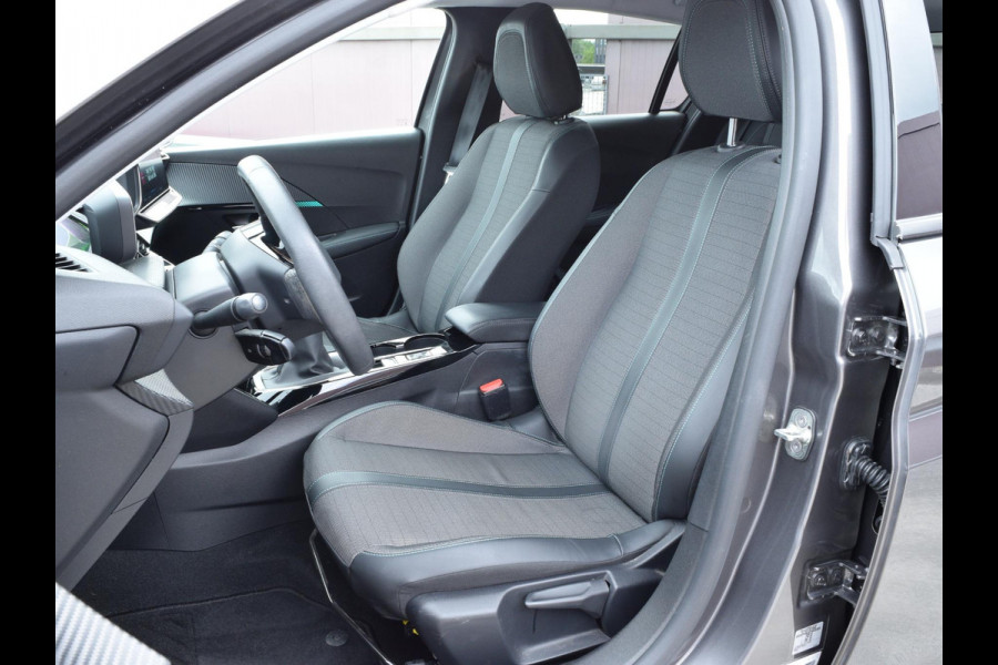 Peugeot 208 1.2 PureTech 100 Allure | NAVI | CLIMATE CONTROL | PARKEERSENSOREN MET CAMERA | CRUISE CONTROL | 36.259 KM