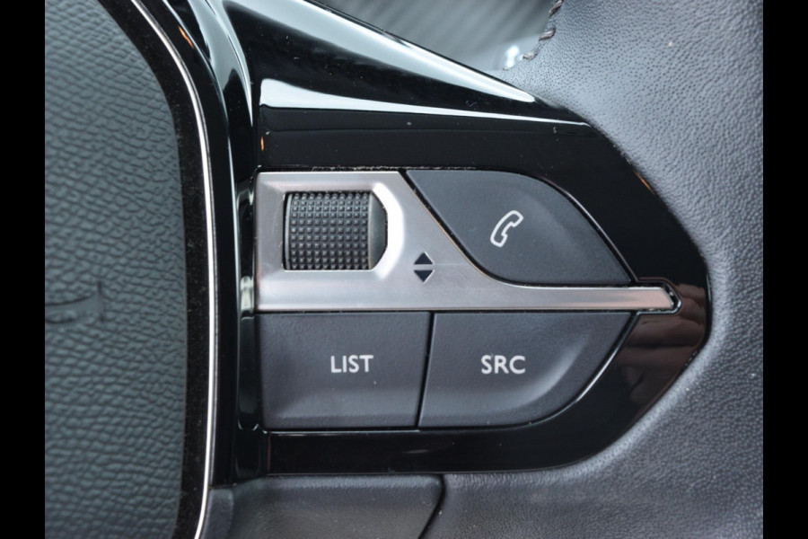 Peugeot 208 1.2 PureTech 100 Allure | NAVI | CLIMATE CONTROL | PARKEERSENSOREN MET CAMERA | CRUISE CONTROL | 36.259 KM