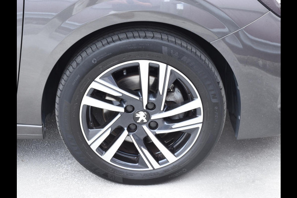 Peugeot 208 1.2 PureTech 100 Allure | NAVI | CLIMATE CONTROL | PARKEERSENSOREN MET CAMERA | CRUISE CONTROL | 36.259 KM