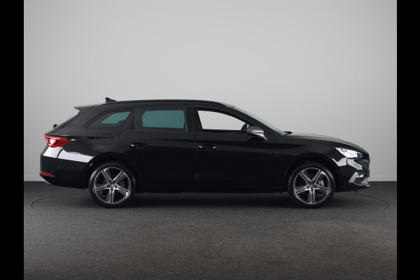 Seat Leon Sportstourer 1.5 TSI e-Hybrid FR Business |  Safe & Driving Pack | Velgen 'Performance Aero', 18 inch lichtmetaal | Midnight Black Metallic