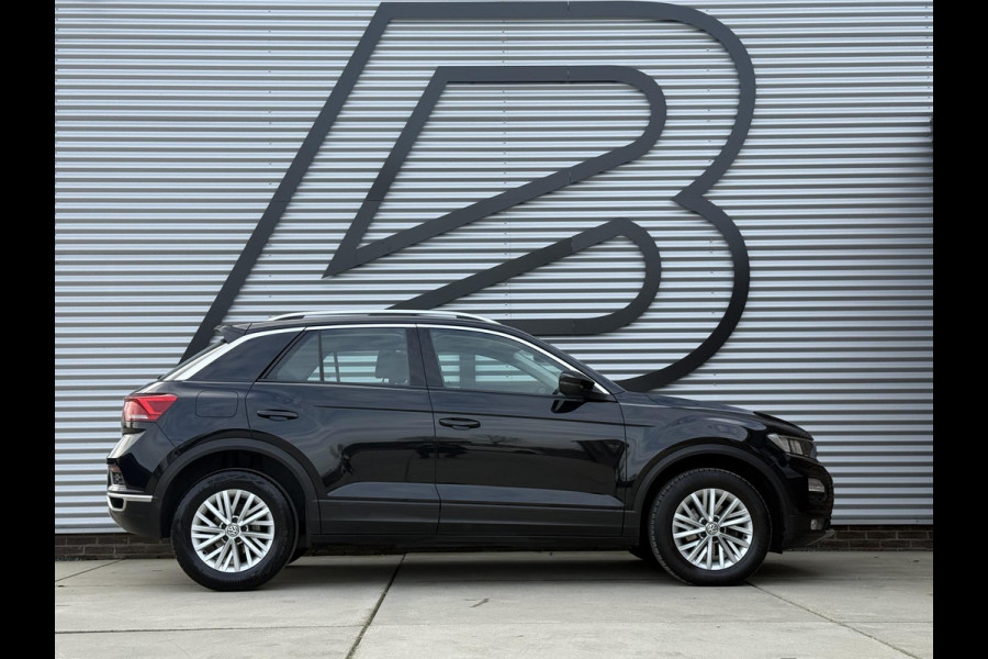 Volkswagen T-Roc 1.5 TSI Style 1e Eigenaar|Navi|Carplay|Automaat|150 PK|Adap cruise|PDC V+A|Clima|N.A.P,APK tot 08-2027