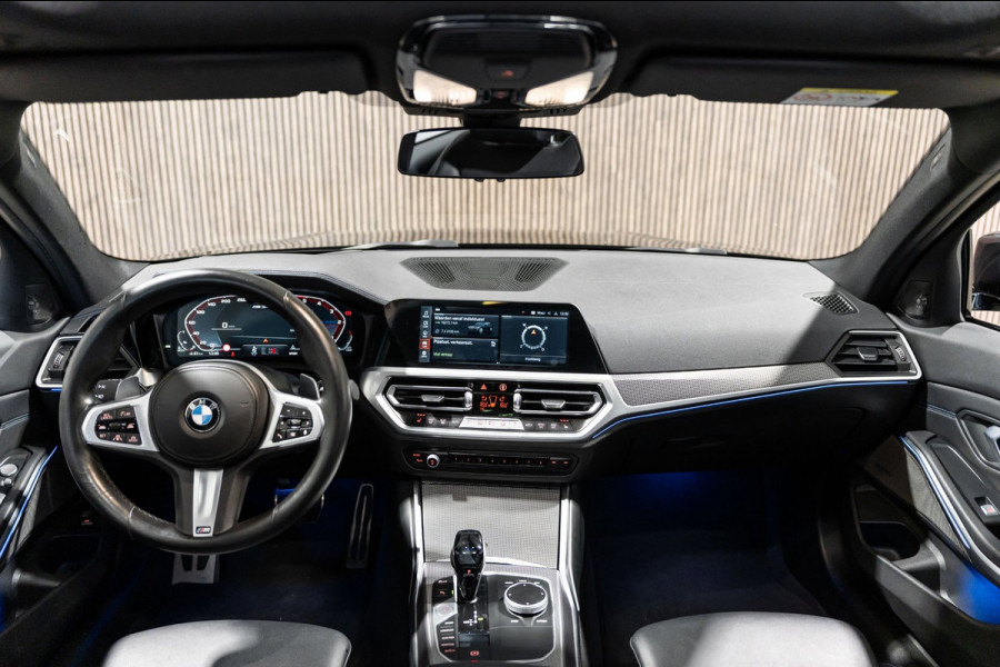 BMW 3 Serie Touring M340d xDrive High Executive PANO LEDER CAMERA