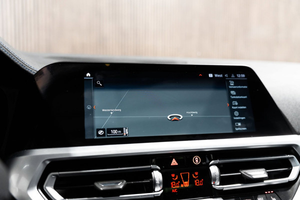 BMW 3 Serie Touring M340d xDrive High Executive PANO LEDER CAMERA