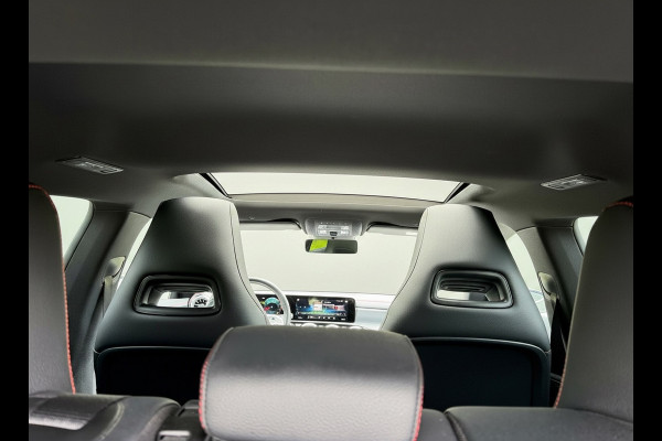 Mercedes-Benz CLA-Klasse Shooting Brake 200 AUTOMAAT 163 pk Business Solution AMG, panoramadak, trekhaak , 1 e eigenaar, nap