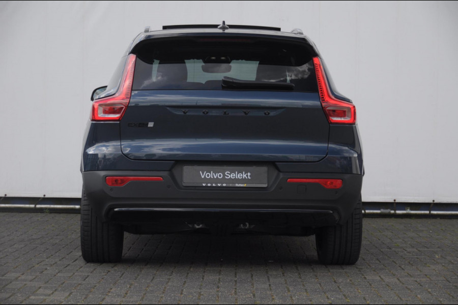 Volvo EX40 Single Motor Extended Range Plus Black Ed. 82 kWh / DEMO LEX / Panoramadak / Apple Carplay / Android Auto / Harman kardon audio / Adaptive cruise control / Pilot assist / Lichtmetalen velgen /