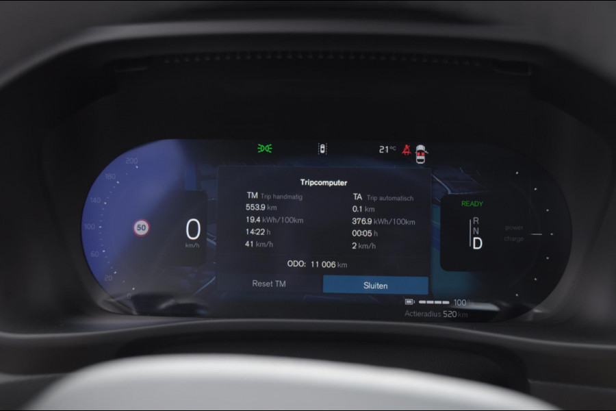 Volvo EX40 Single Motor Extended Range Plus Black Ed. 82 kWh / DEMO LEX / Panoramadak / Apple Carplay / Android Auto / Harman kardon audio / Adaptive cruise control / Pilot assist / Lichtmetalen velgen /