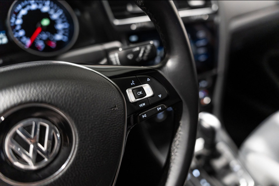 Volkswagen e-Golf E-DITION DSG LED CAMERA LEDER