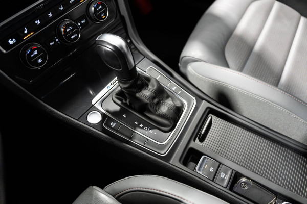Volkswagen e-Golf E-DITION DSG LED CAMERA LEDER