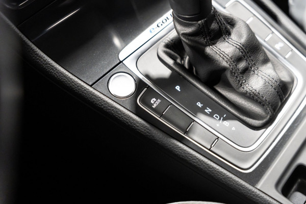 Volkswagen e-Golf E-DITION DSG LED CAMERA LEDER