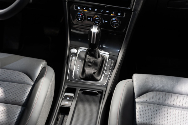 Volkswagen e-Golf E-DITION DSG LED CAMERA LEDER