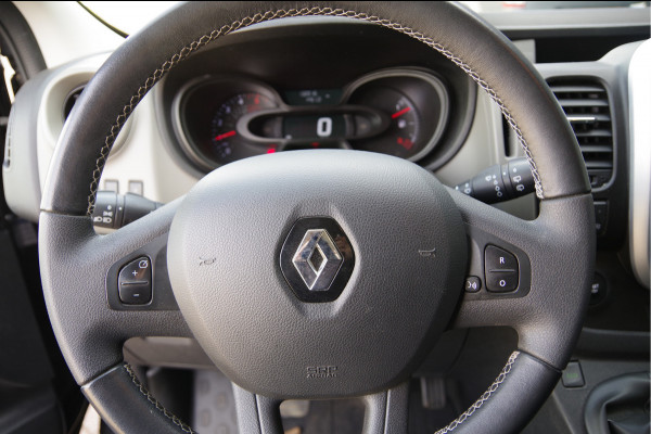 Renault Trafic Passenger 1.6 dCi 9-PERSOONS, INCL.BTW BPM, TREKHAAK,NAVI, CRUISE, AIRCO, PARKEERSENSOREN