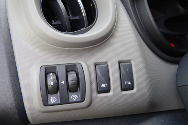 Renault Trafic Passenger 1.6 dCi 9-PERSOONS, INCL.BTW BPM, TREKHAAK,NAVI, CRUISE, AIRCO, PARKEERSENSOREN