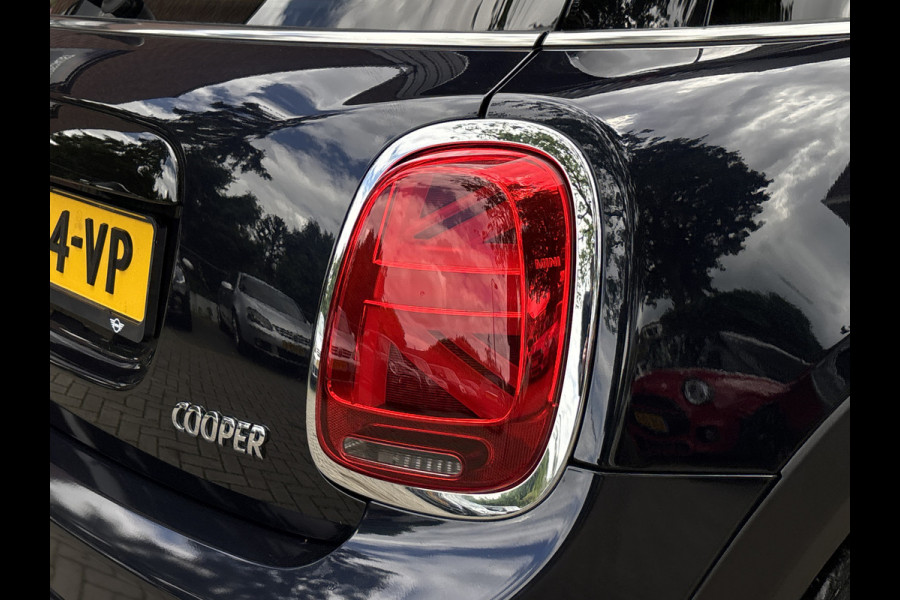 MINI 5-deurs 1.5 Cooper Chili - Harman & Kardon - Schuif/kanteldak - HUD -