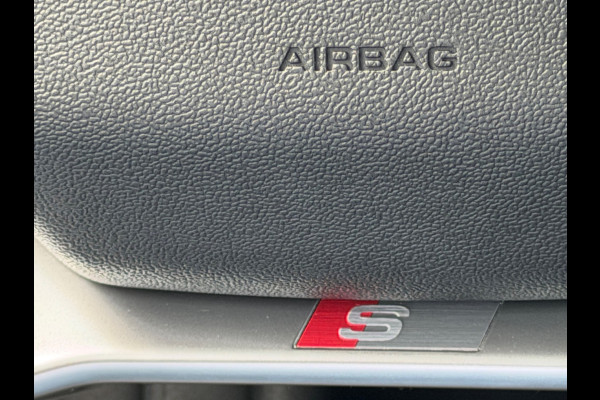 Audi Q4 Sportback e-tron 35 S edition 55 kWh, 2 X S-LINE, panoramadak, achteruitrijcamera, 1/2 lederen sportinterieur, vele opties