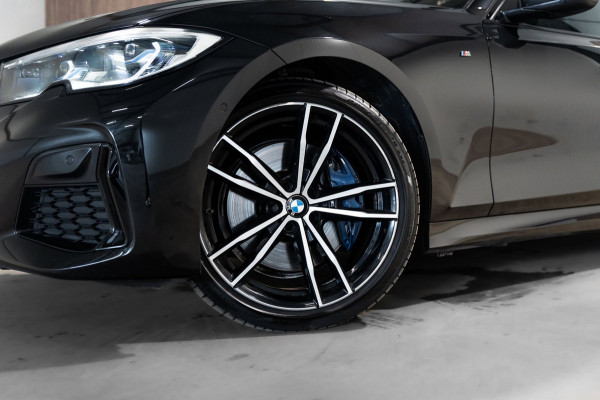 BMW 3 Serie Touring M340d xDrive High Executive PANO LEDER CAMERA