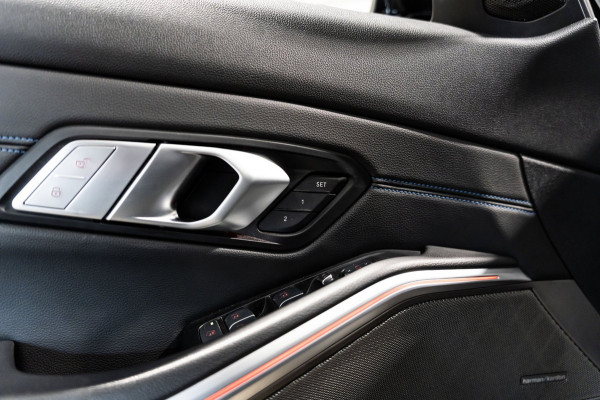 BMW 3 Serie Touring M340d xDrive High Executive PANO LEDER CAMERA